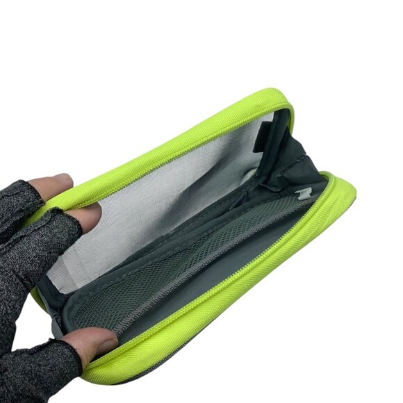 Travelon Packing Organizer Bag Mesh Interior & Zipper Closure Lime & Gray 8"x5" - Picture 3 of 6